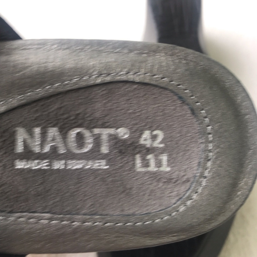 Naot Treasure Wedge Black Size 42 sandals top strap has stretch band - Picture 4 of 11